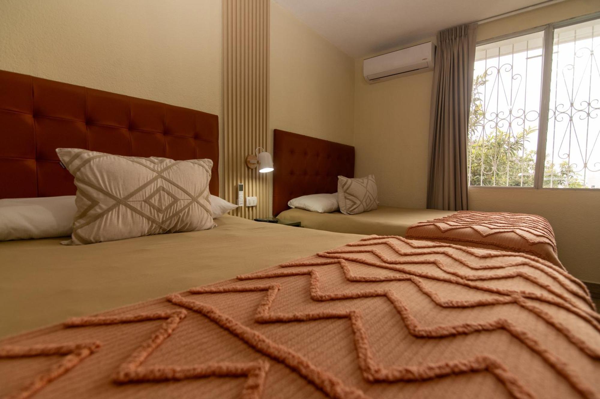 In & Out Hotel (Adults Only) Guatemala City Rom bilde