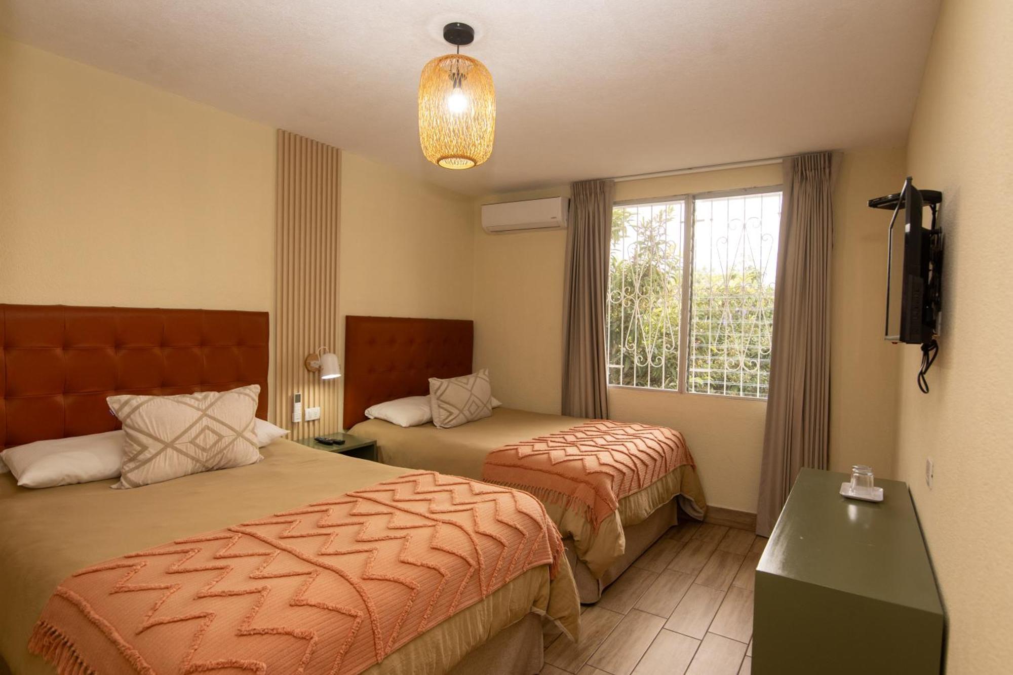 In & Out Hotel (Adults Only) Guatemala City Rom bilde