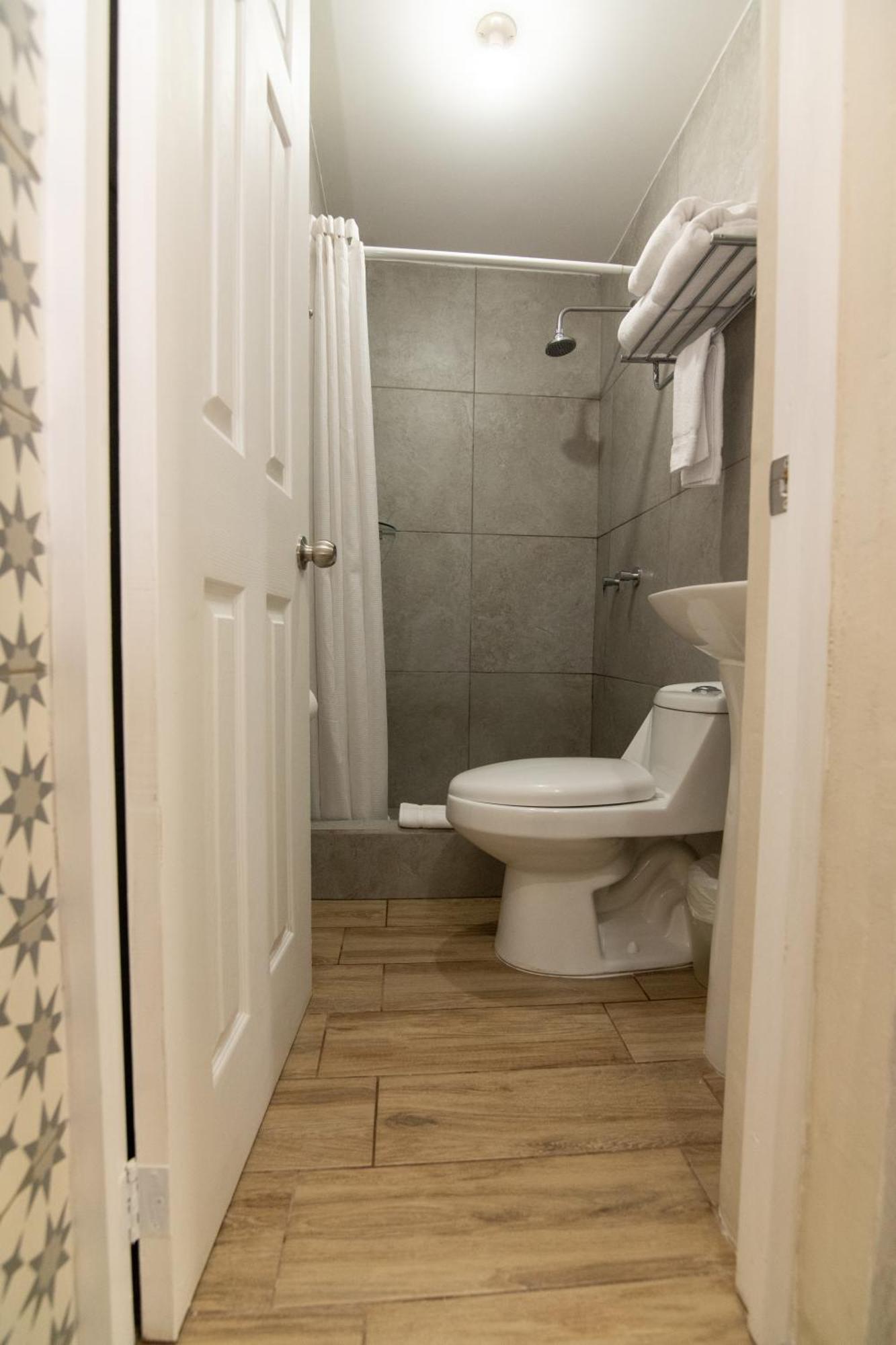 In & Out Hotel (Adults Only) Guatemala City Rom bilde